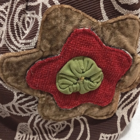 C.Hamlin Design Large Brown Flowered Purse W/Lg Appliqued Flower. Crossover - Picture 3 of 7